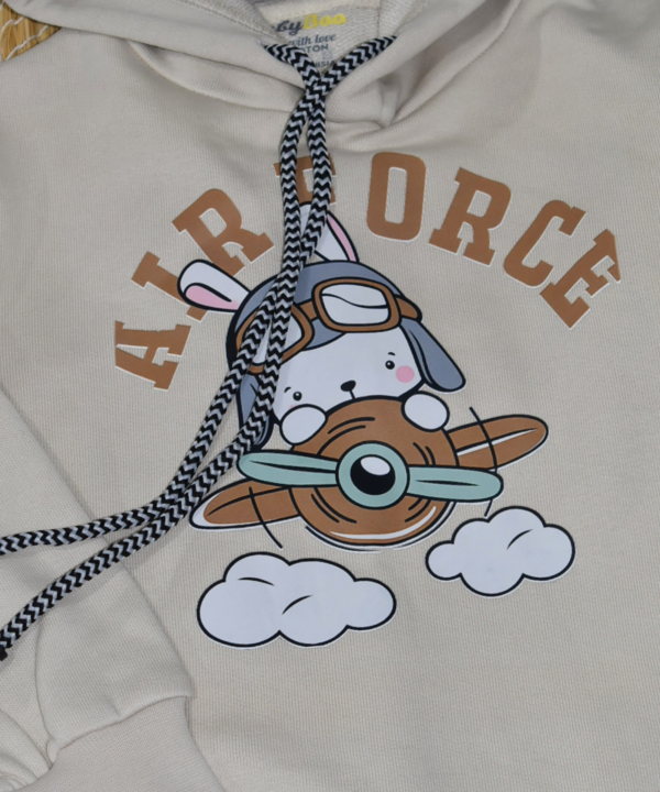Ensemble bébé à capuche – Motif Air Force – Beige & Vert Sauge – Image 3