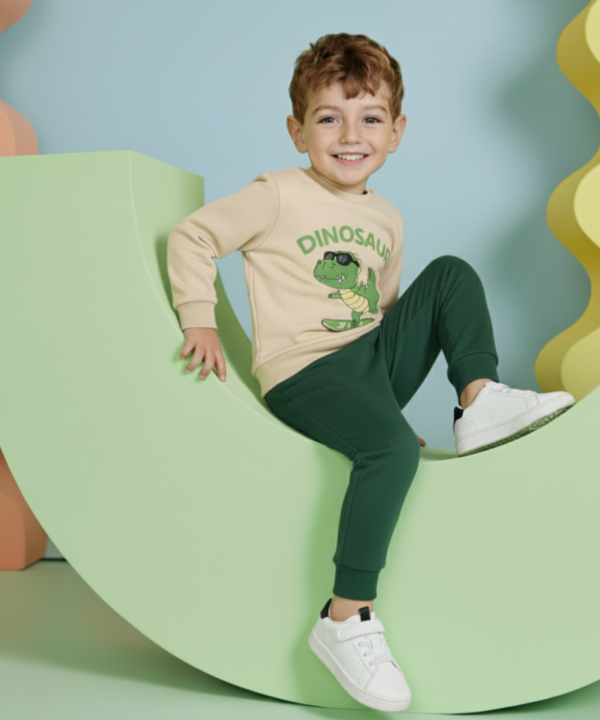 Ensemble jogging garçon “Dino Skater beige & vert foncé” – coton premium OEKO-TEX®