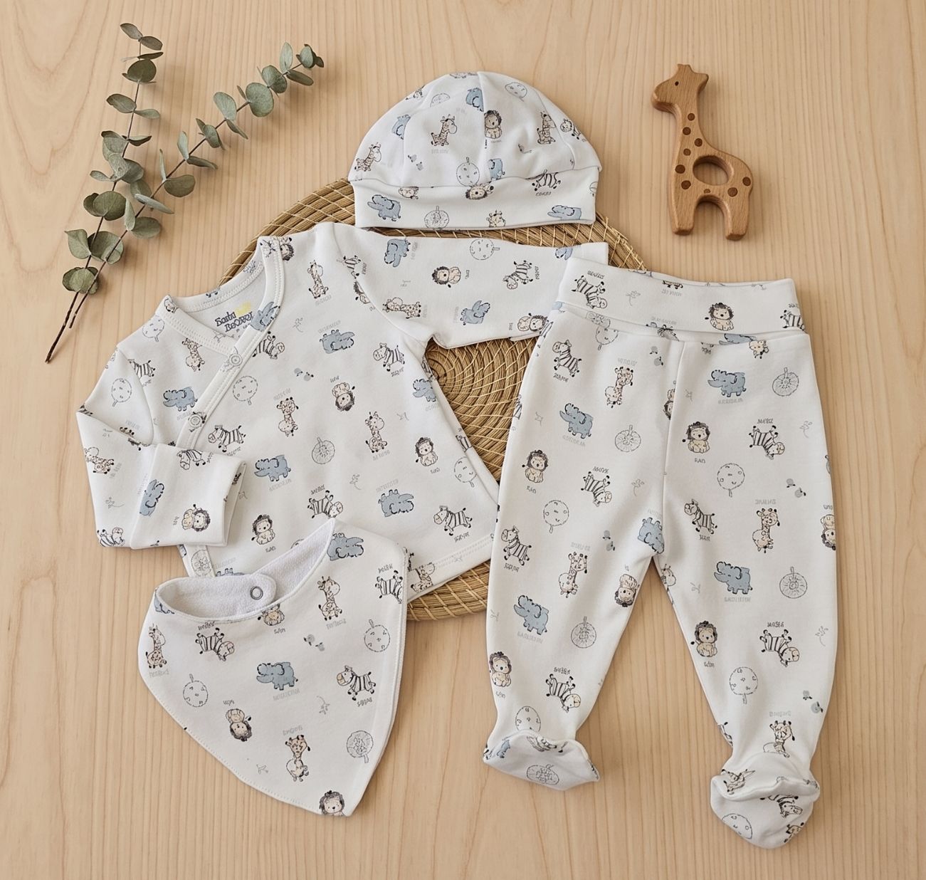 Kit Naissance 4 Pièces - Motif Bleu Safari