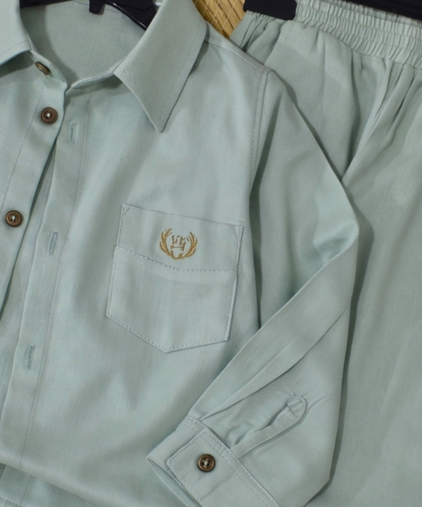 Alternative view of Ensemble Garçon Premium Chemise et Pantalon - Vert d'eau