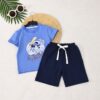 Ensemble Été – T-shirt "Mickey Mouse" et Short Bleu Marine