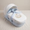 Landau Sortie Clinique Personnalisé – Bleu Ciel & Blanc