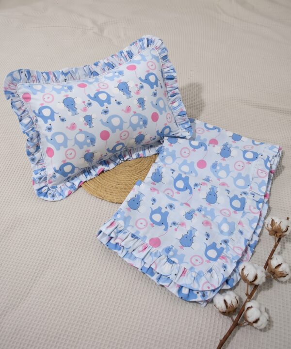 Drap et Coussin Pour Bébé fille  "Doux Éléphants" avec Finition Volants